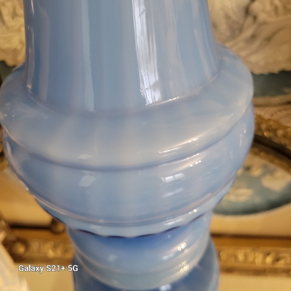 Victorian opaline blue vase - Picture 6 of 6